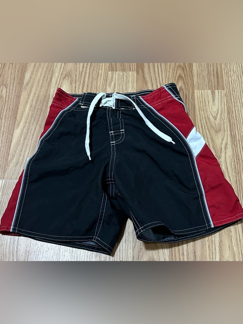 Old Navy Blue & Red Swim Trunks w/White Accents & Mesh Liner - Size XSmall